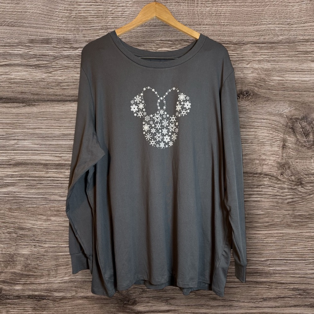 Disney Charcoal Gray Sleepwear top Women’s 1X